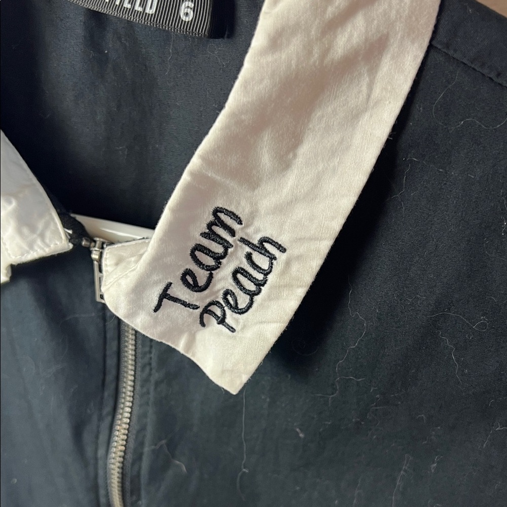Dangerfield Black Cropped Team Peach Top with White Embroidered Collar - Picture 7 of 10